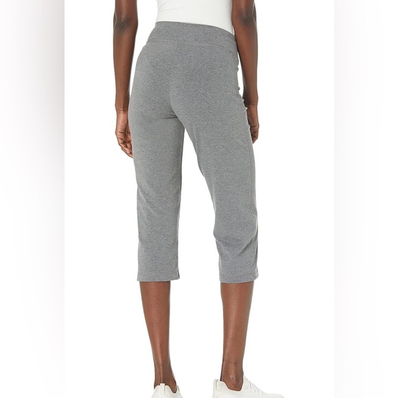 Capris Leggings - Picture 2 of 4